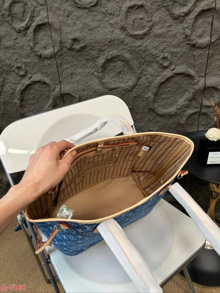 Louis Vuitton Neverfull Bag Blue