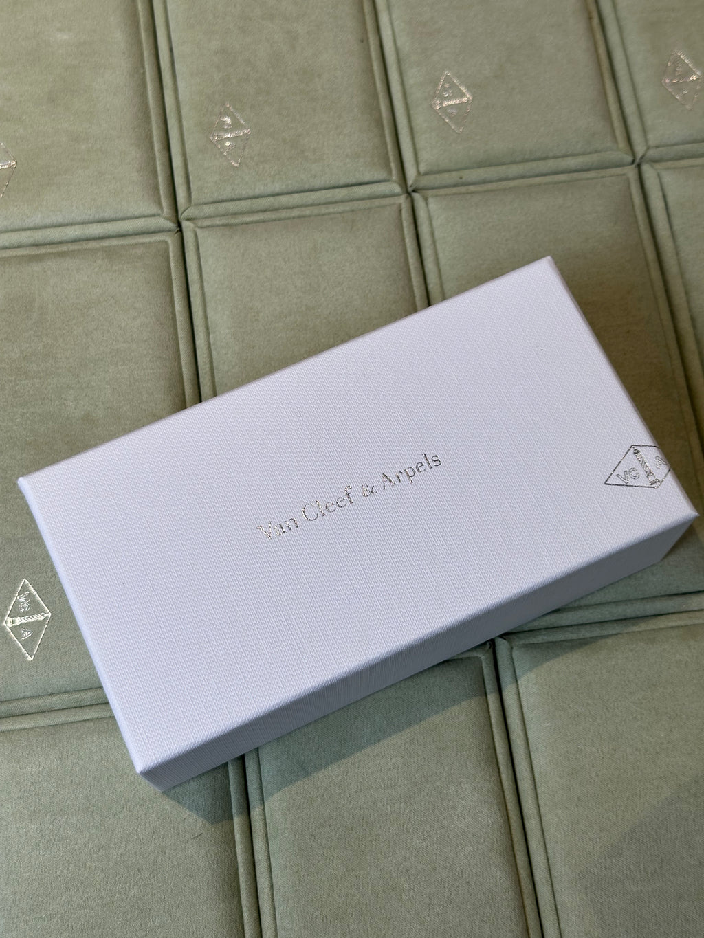 van cleef & arpels 18K  Black & silver Bracelet 5 Motif