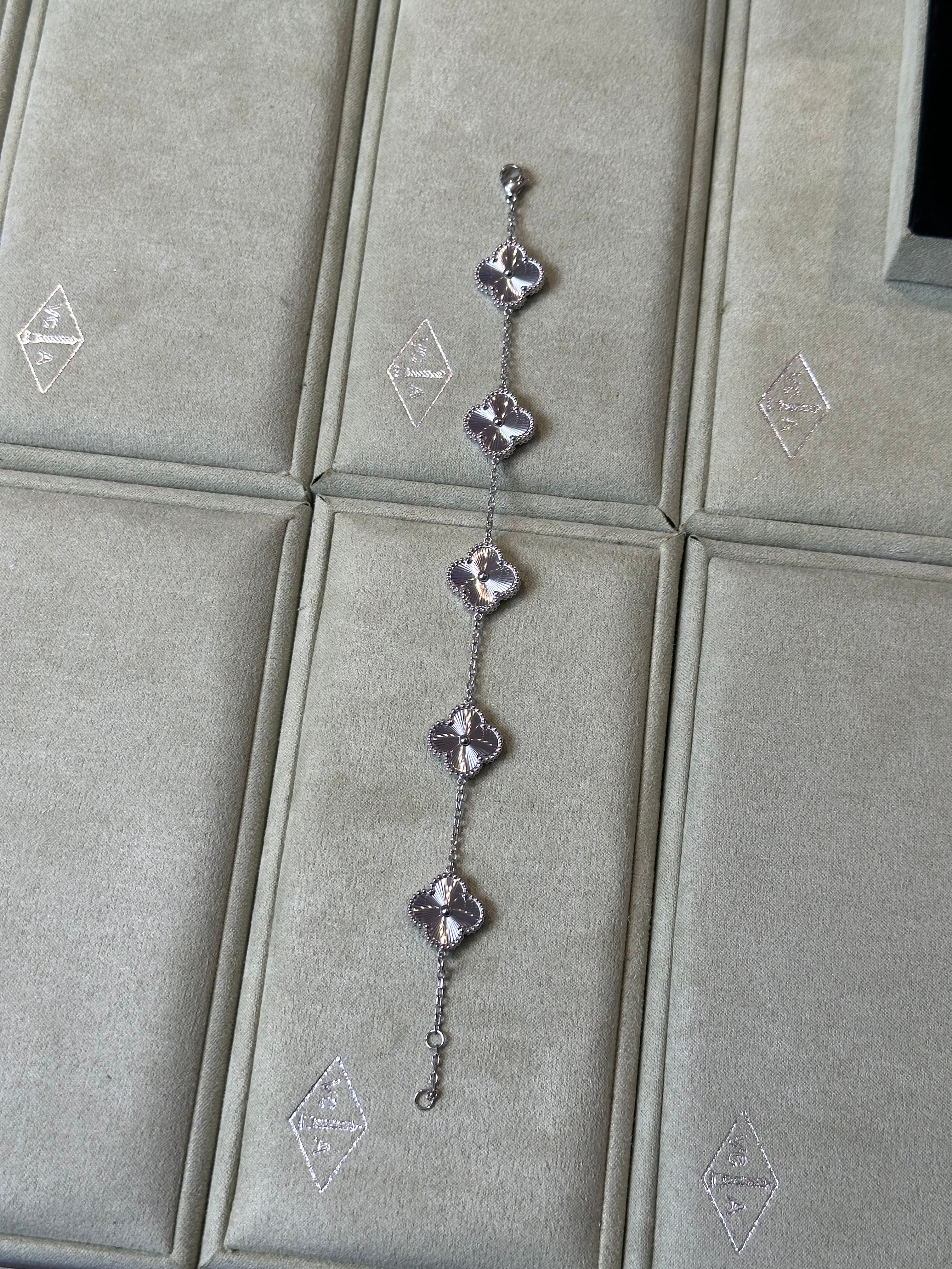 van cleef & arpels White Gold Guilloche Vintage Alhambra Bracelet 5 Motif