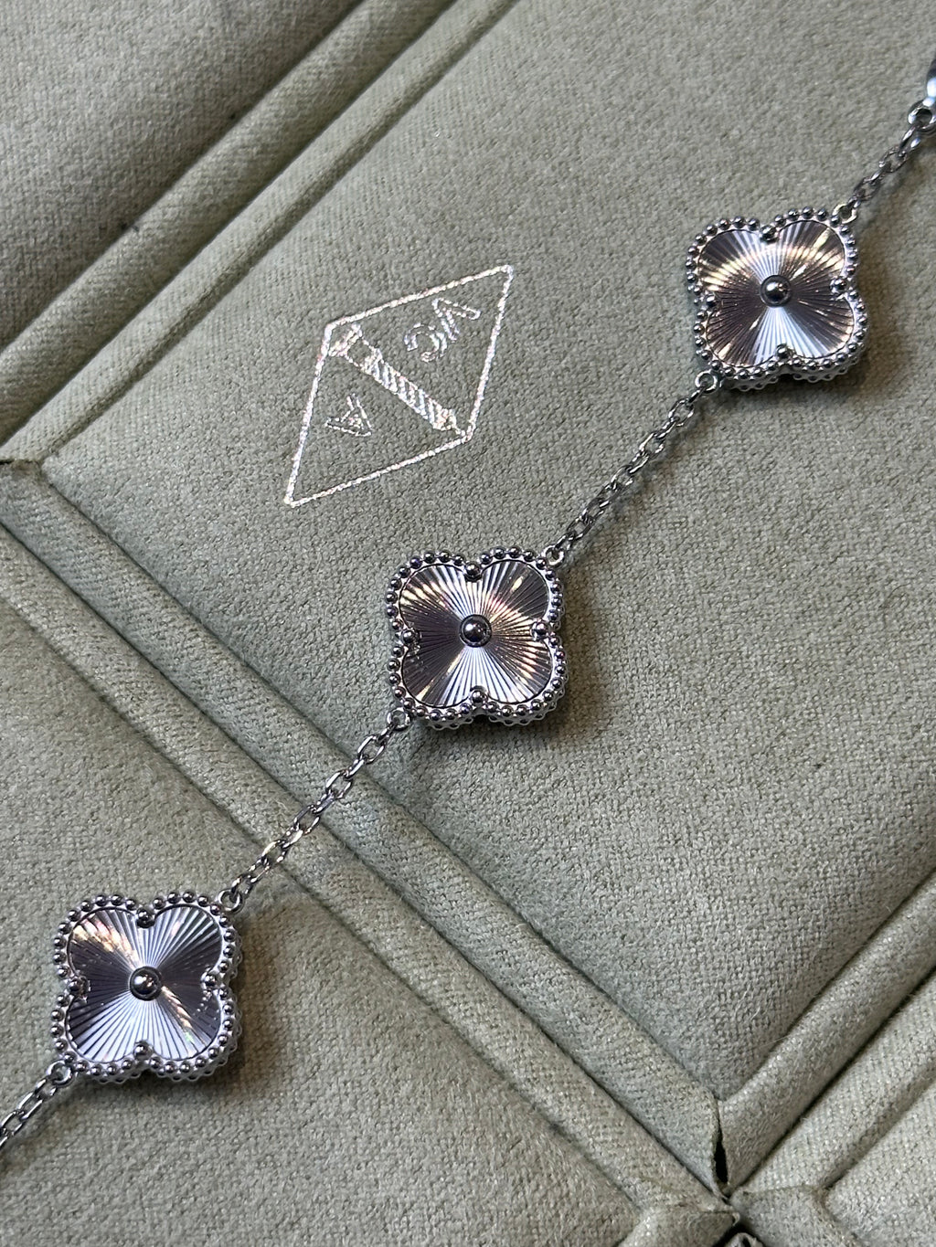 van cleef & arpels White Gold Guilloche Vintage Alhambra Bracelet 5 Motif