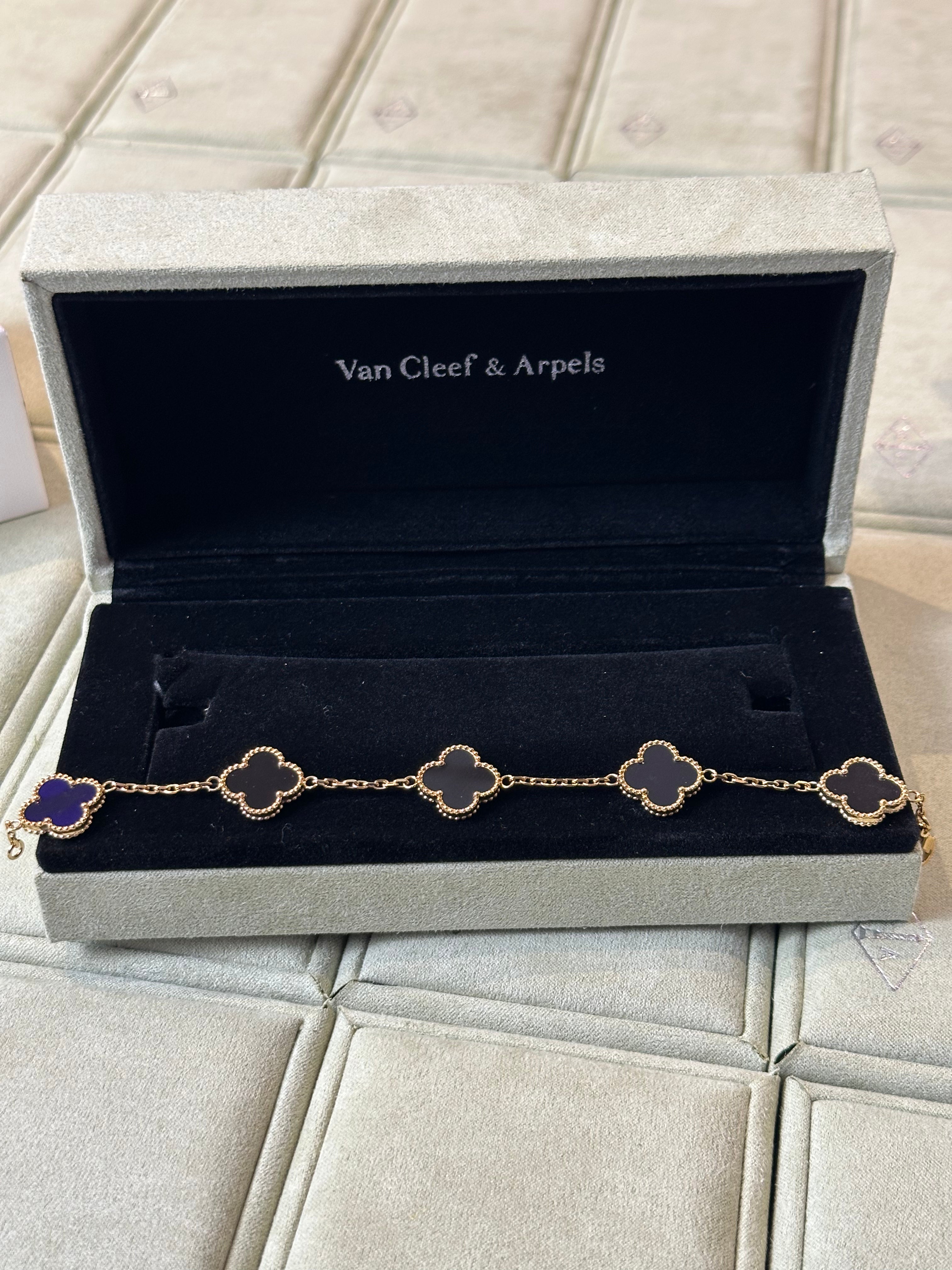 van cleef & arpels Black  Gold Guilloche Vintage Alhambra Bracelet 5 Motif