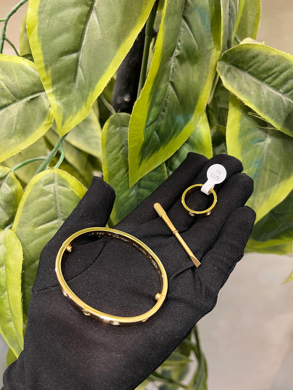 Love bracelet model,4 diamonds + Ring,