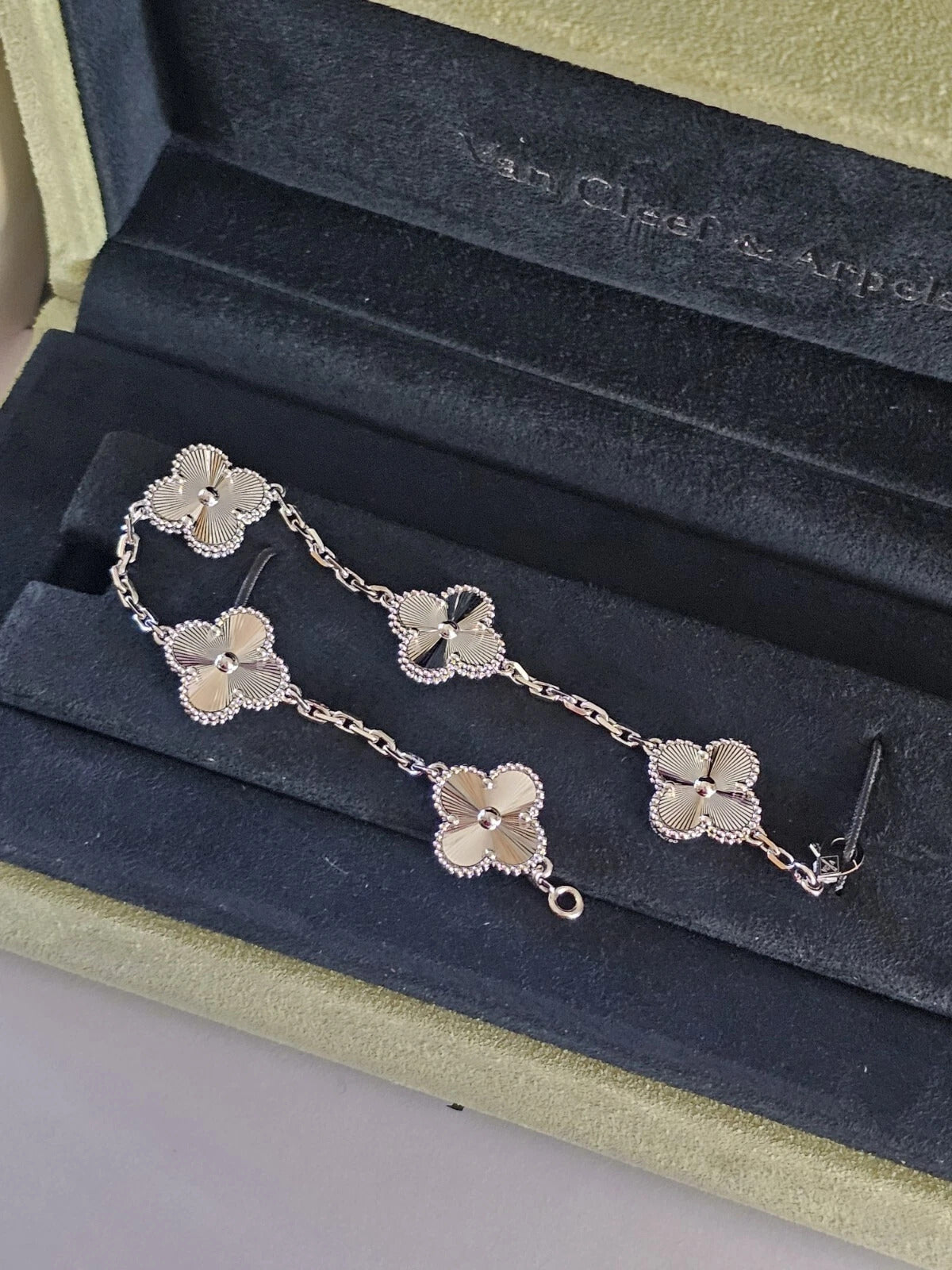 van cleef & arpels White Gold Guilloche Vintage Alhambra Bracelet 5 Motif